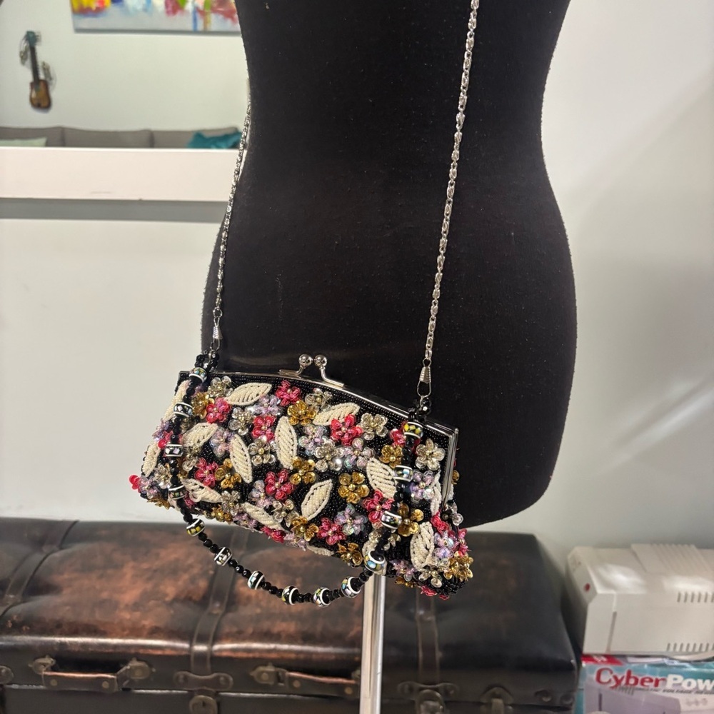 Vintage❤️Hand-Beaded Floral Hand/Crossbody Evening Bag - Picture 7 of 8